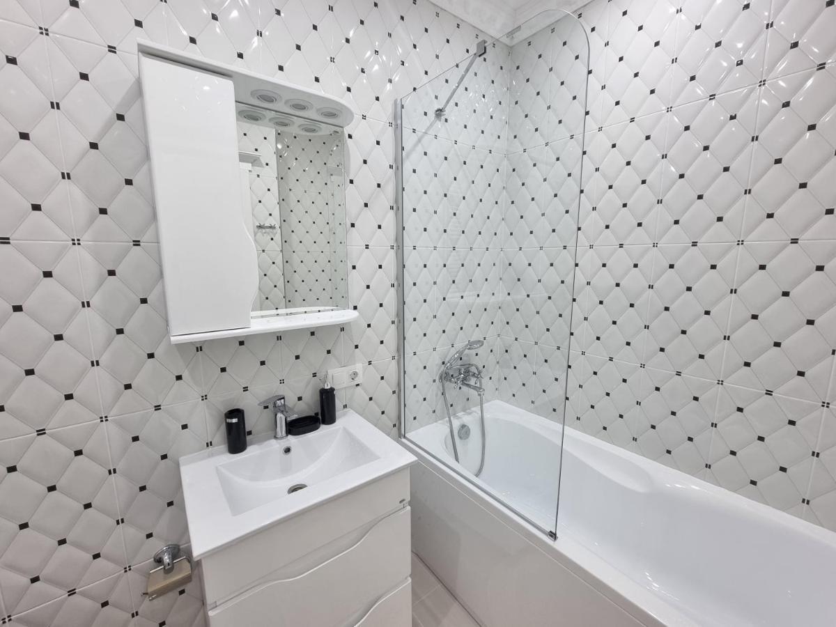 Tourist Grand Apartments Ultracentral Kiszyniów Zewnętrze zdjęcie
